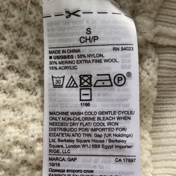 Merino wool turtleneck sweater - Picture 11 of 15